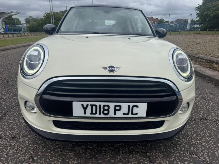 MINI HATCH 1.5 3-Door Hatch Cooper D 2018