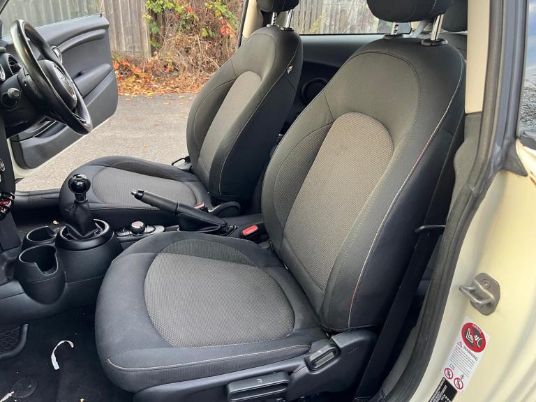 2014 MINI Hatch 1.5 Cooper D 3dr HATCHBACK Diesel Manual