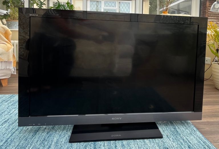 Sony Bravia 40inch TV KDL-40EX503