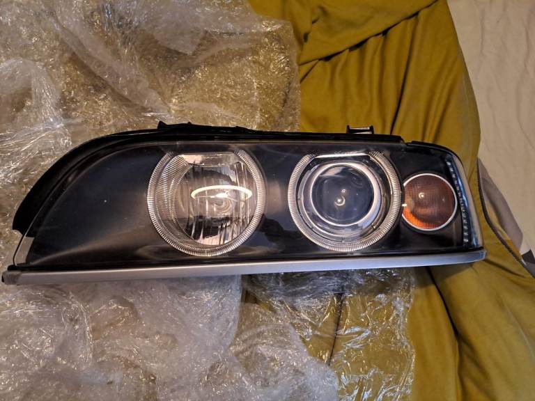 LH facelift E39 halogen headlight