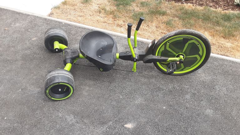 Kids Green Drift Trike – Good Condition