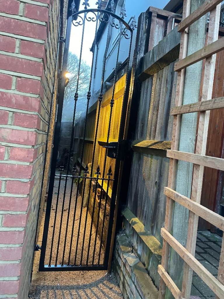 steel door, Metal Security Gate with Keypad Entry 