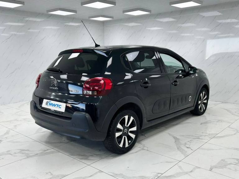 2017 Citroen C3 1.2 PureTech Flair Hatchback 5dr Petrol Manual Euro 6 (82 ps)  F/S/H X8! 2  Hatch...
