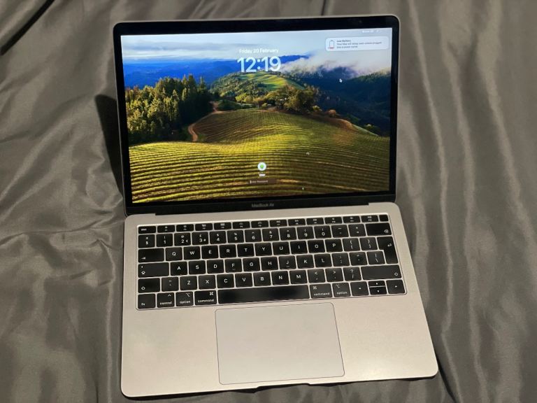 MacBook Air great condition i5 16GB ram, 512GB HD