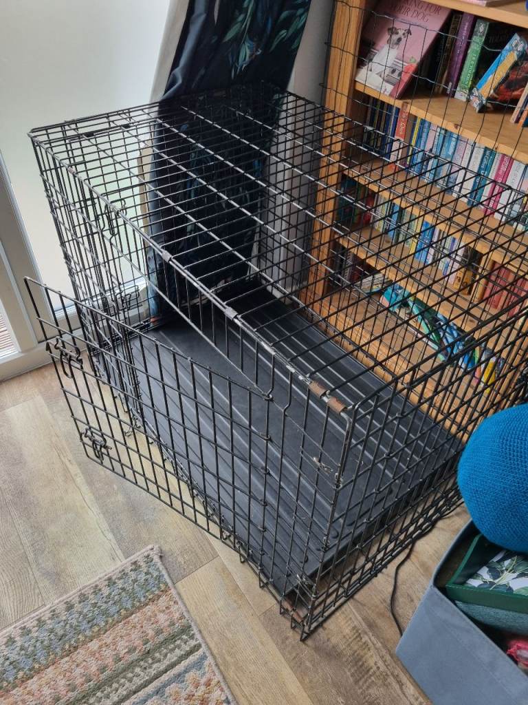 Large 3 door dog crate 