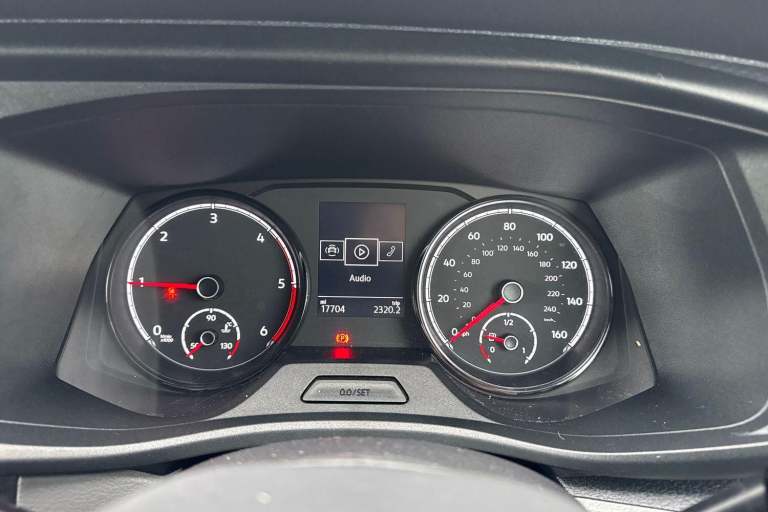 2024 Volkswagen Transporter 2.0 TDI 150 Highline Kombi Van WINDOW VAN DIESEL Manual