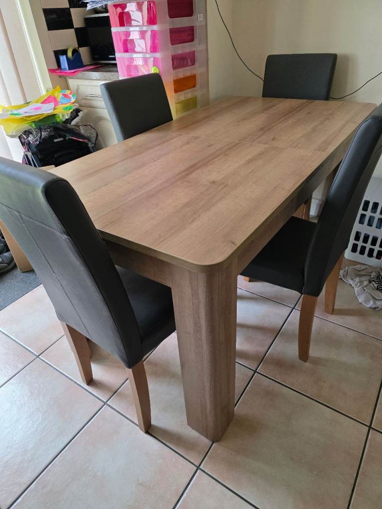 Extending Dining Table and 6 chairs