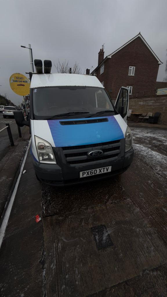 Ford transit 2010