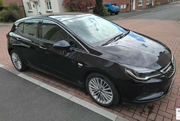 2018 Vauxhall Astra 1.6T 16V 200 Elite Nav 5dr Hatchback PETROL Manual