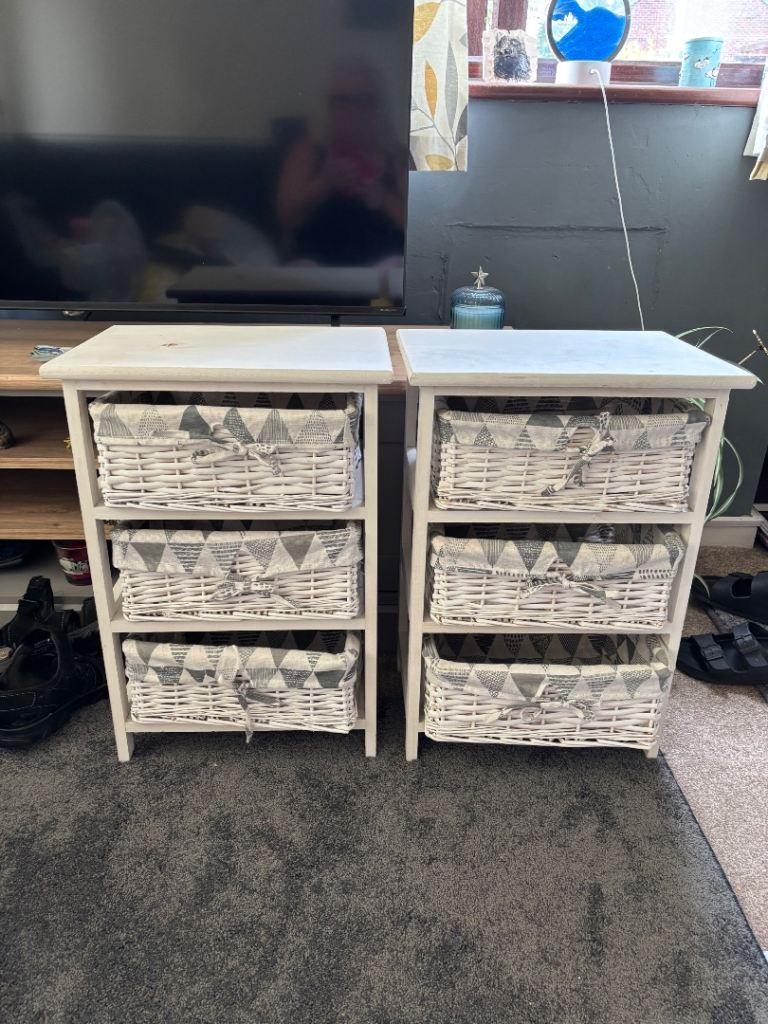 Pair of White Wooden Storage Units with Wicker Baskets