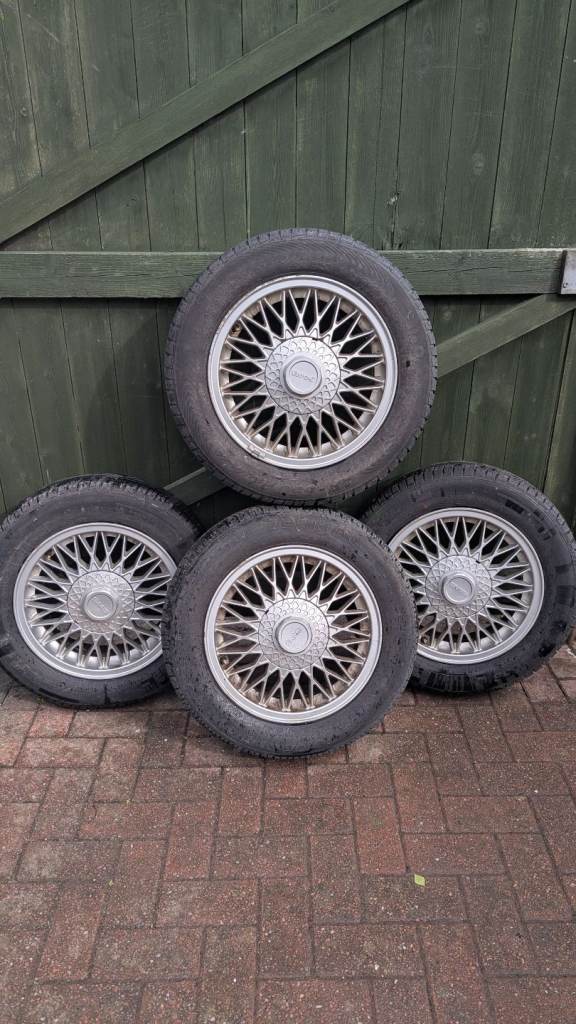 Saab classic 900 15" Ronal cross spoke alloys
