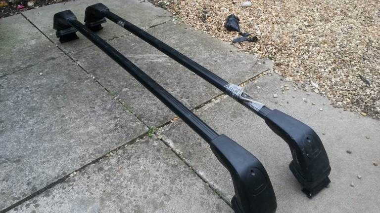 Roof rails for the Renault Laguna I Hatchback