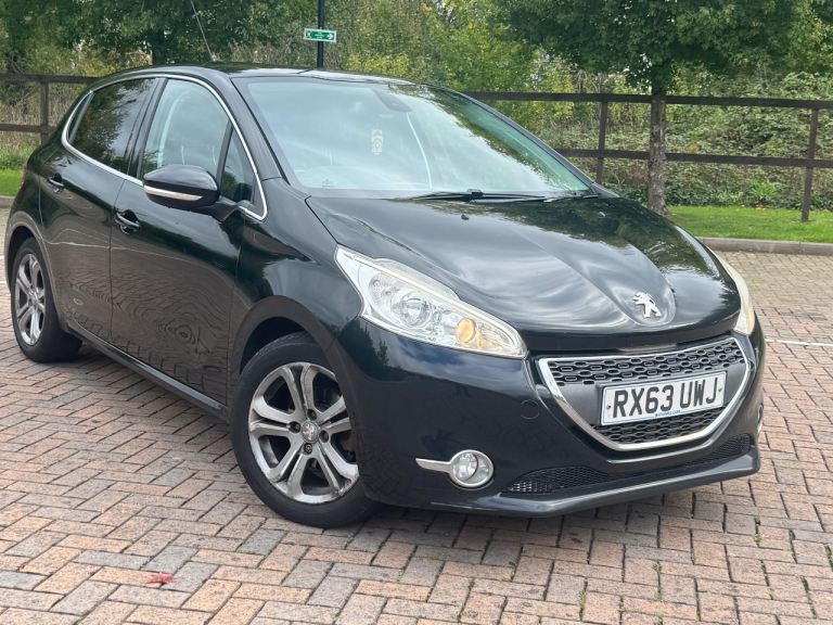 Peugeot 208 2013
