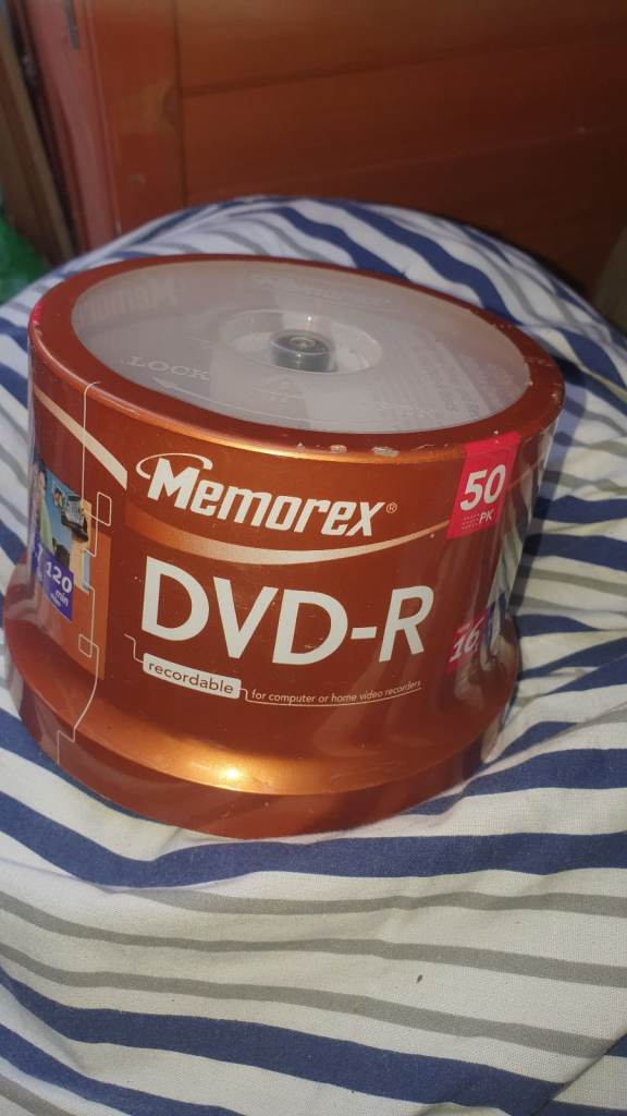 DVD R