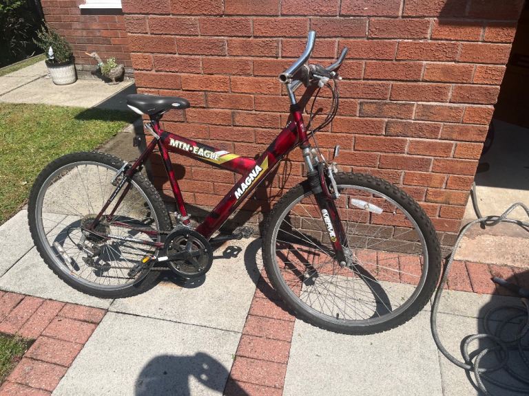 Magna MTN-Eagle Mountain Bike – Red, Fair Condition