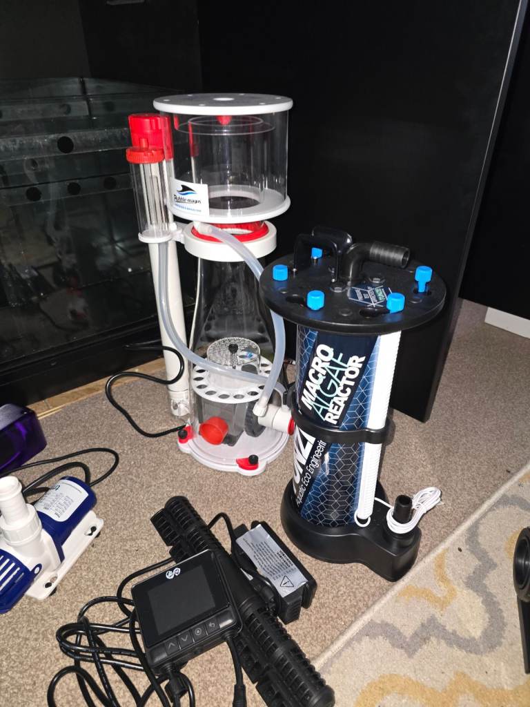 AQUARIUM RED SEA 525XL WITH ALL NEW EQUIPMENT 