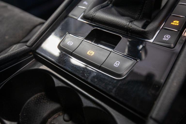 2016 Skoda Superb 2.0 TDI CR SE Technology 5dr ESTATE DIESEL Manual