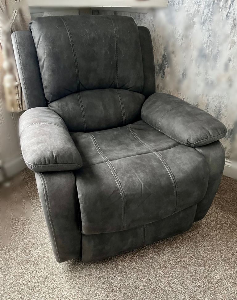 3 piece recliner suite