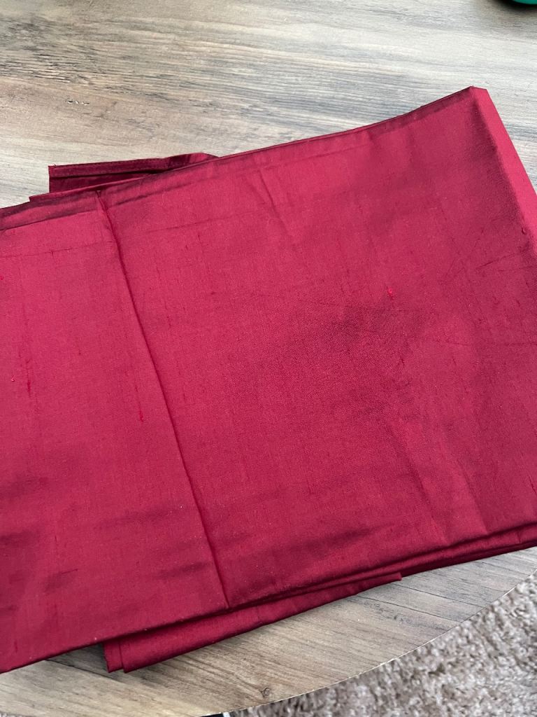New silk curtains x 7 - 54” x 66” (137 x 167)