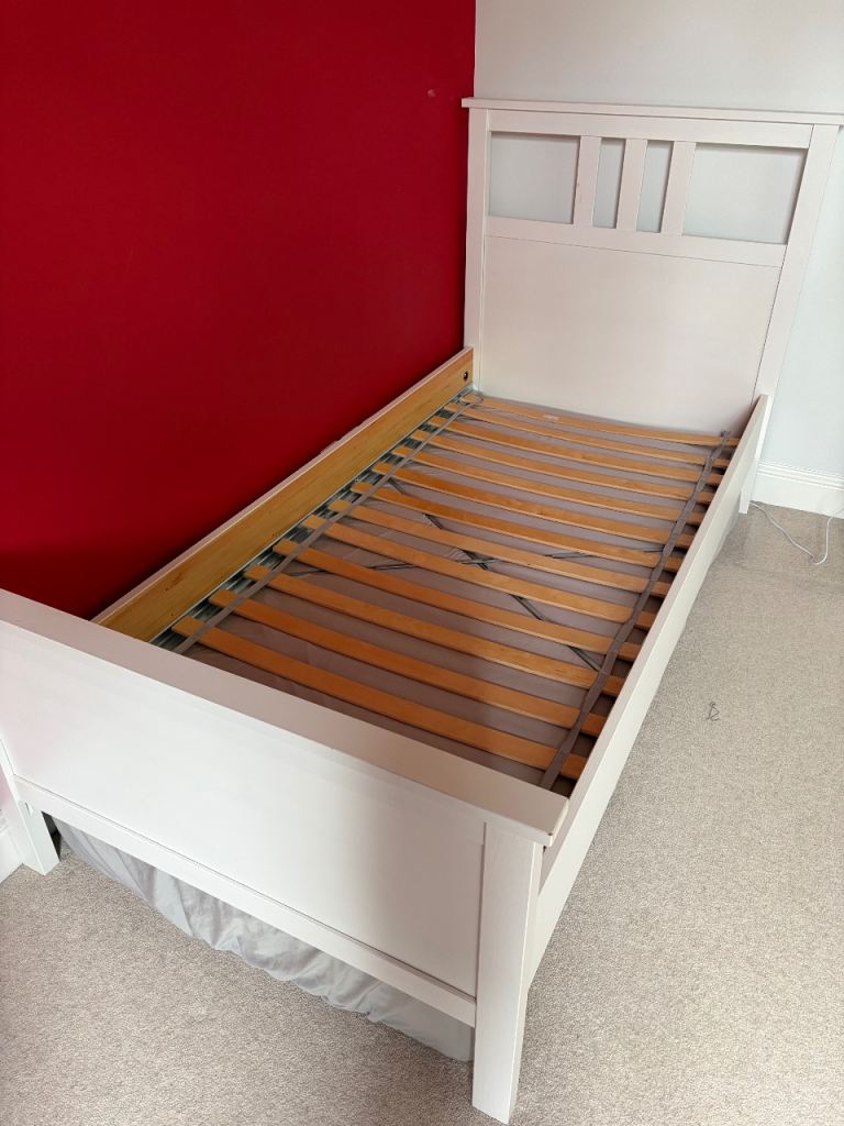 Ikea Hemnes Single bed frame