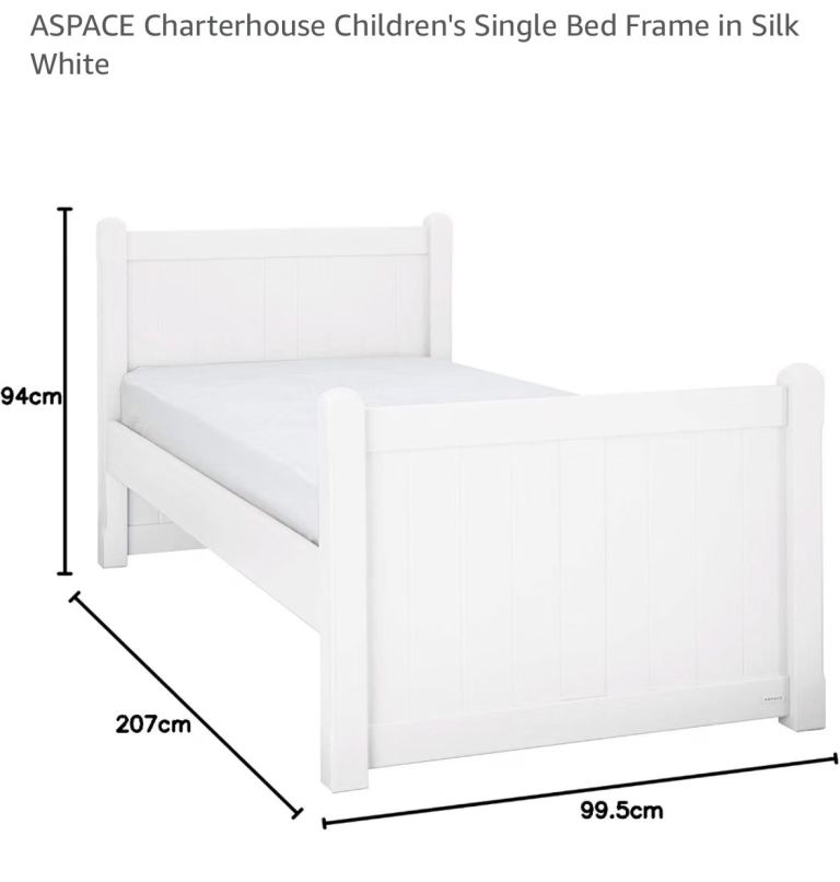 Wooden single bed  and trundle - near perfect condition