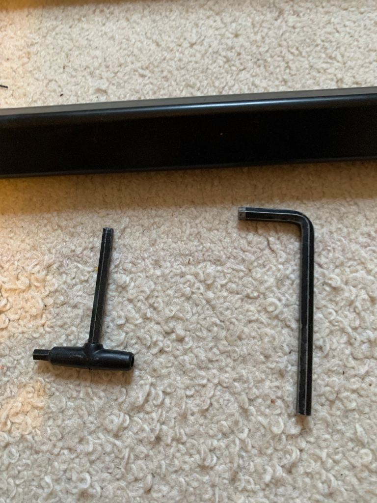 Thule Roof Bars/Foot Pack and Fittings