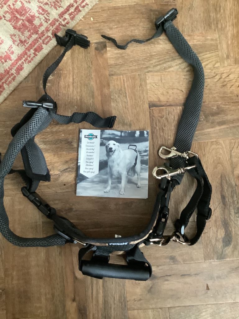 Pet safe rear support harness size Large.