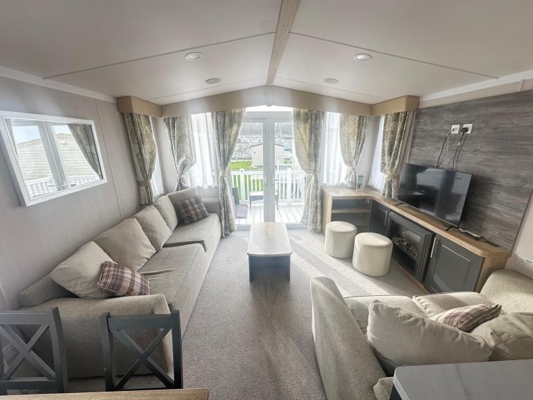 2022 Swift Bordeaux, 38ft x 12ft, 3 Bed, DG, CH, £29995