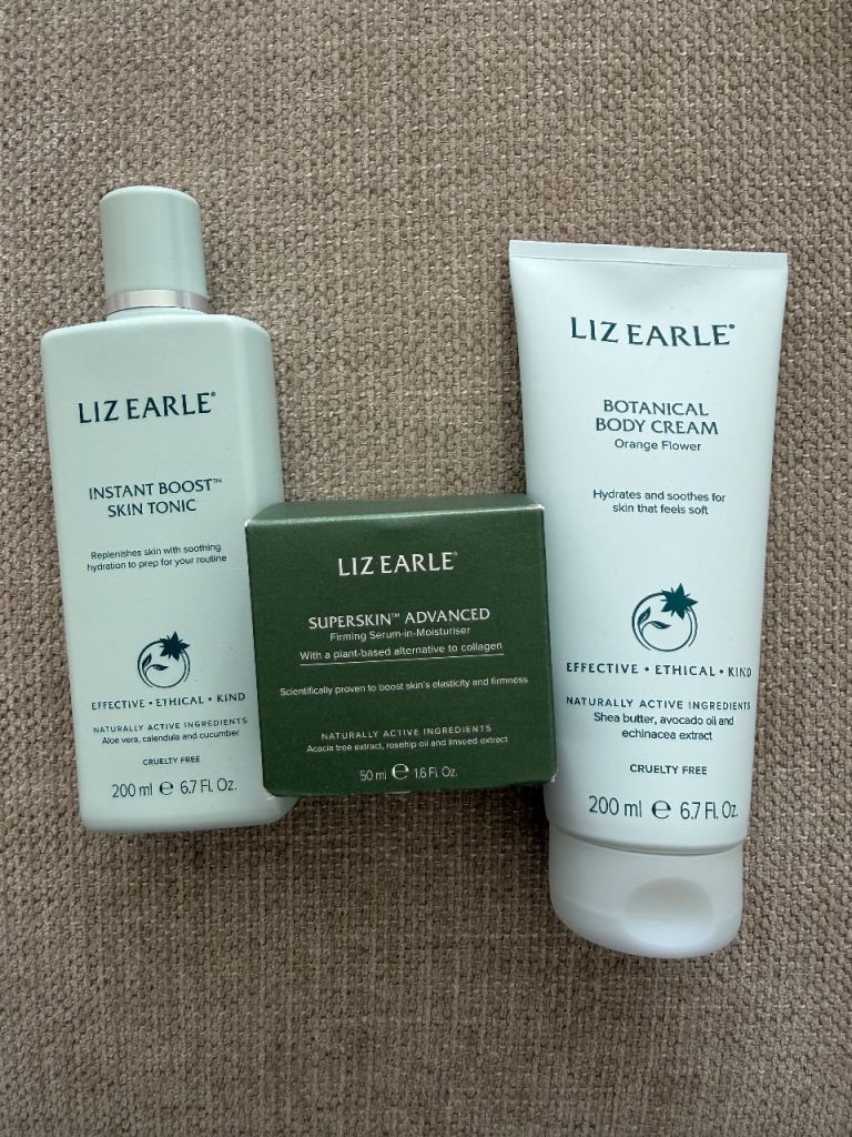Liz Earle Skincare Bundle - New Instant Boost Skin Tonic, Body Cream, Superskin Advanced