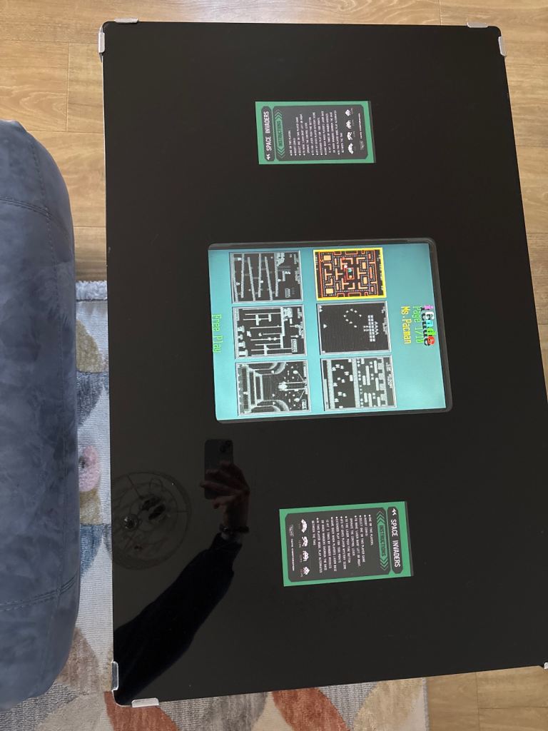 Taito cocktail games table