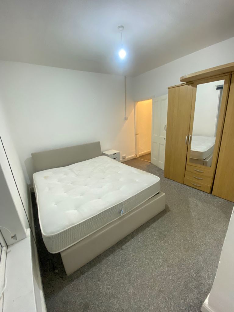 Double rooM walsall