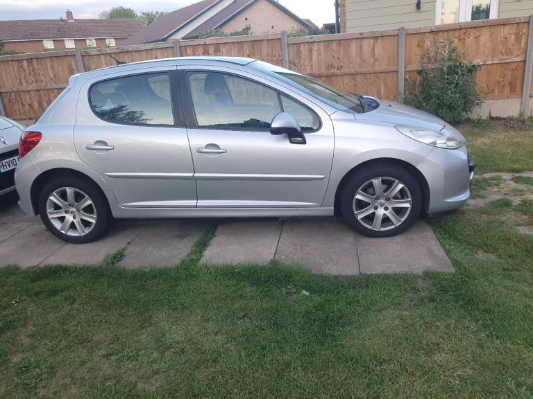 Peugeot, 207, Hatchback, 2008, Manual, 1560 (cc), 5 doors