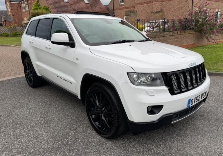 2013 JEEP GRAND CHEROKEE S-LTD 3.0 CRD AUTO 10 SERVICES LOVELY 4X4 JUST SERVICED