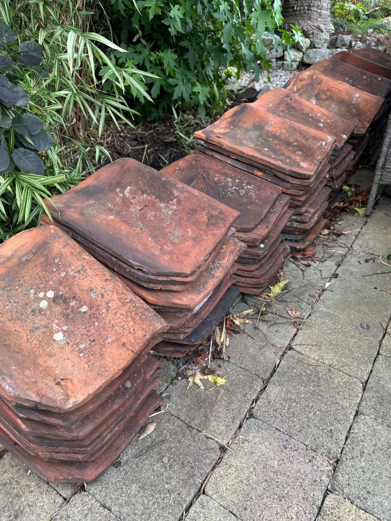 Pantiles 36 x 24cm