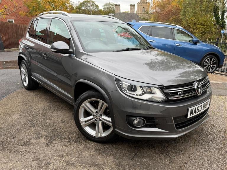 2013 Volkswagen Tiguan 2.0 TDi BlueMotion Tech R-Line 177 5dr DSG ESTATE DIESEL Automatic