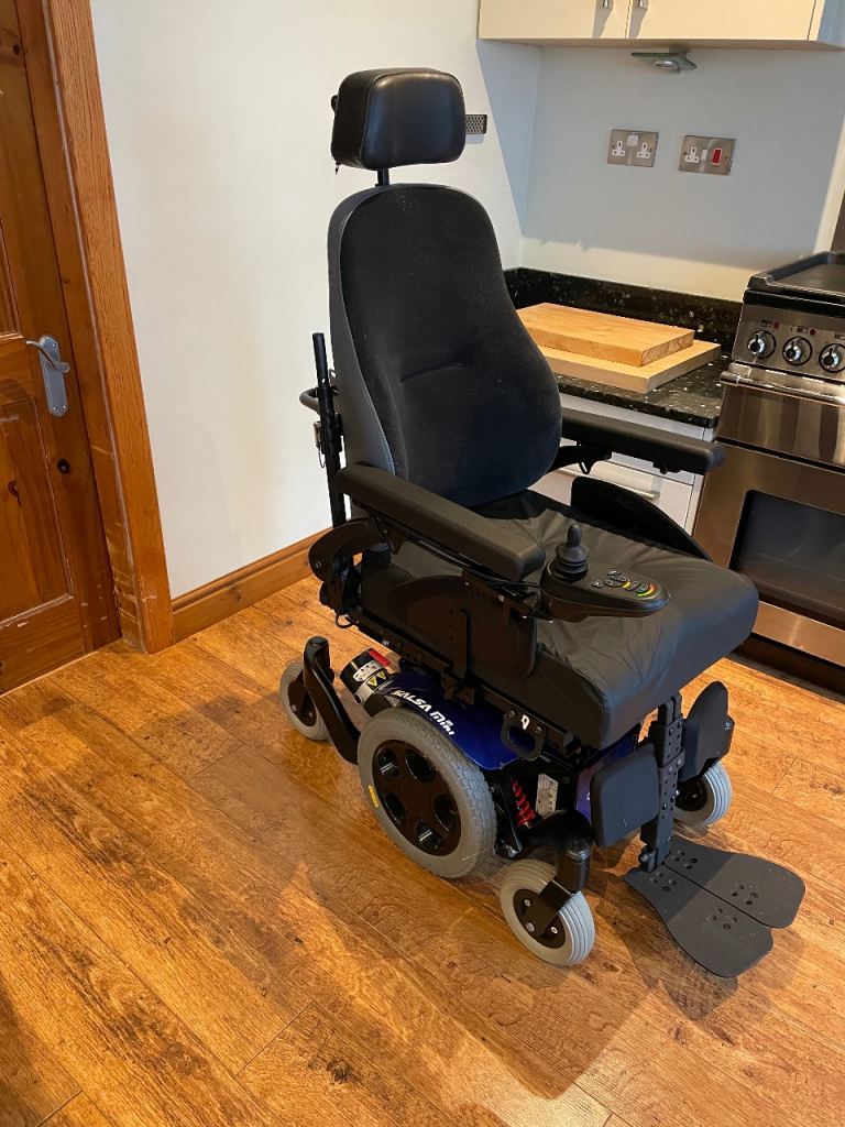 Electric Riser Wheelchair