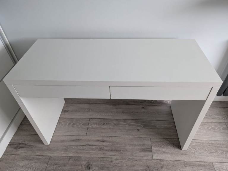White Desk