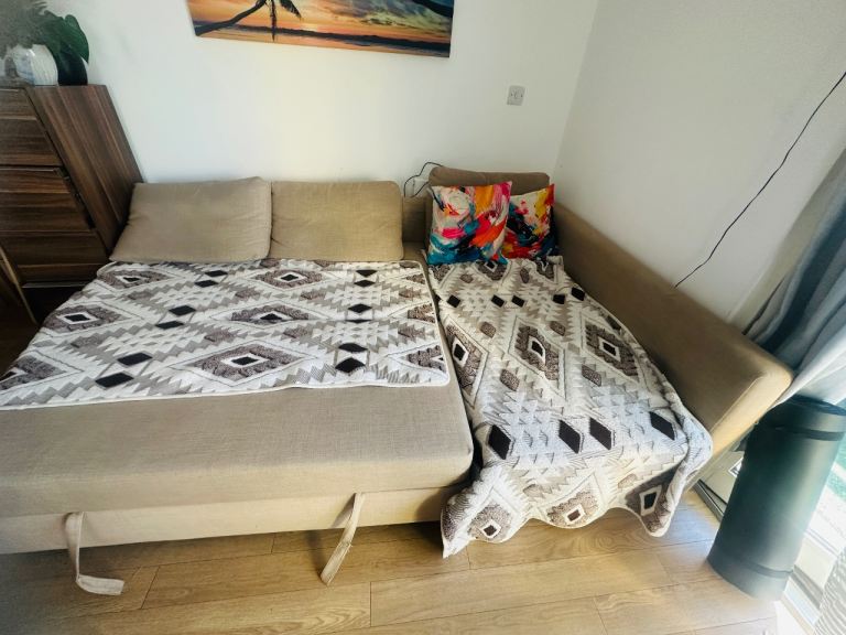 Moving House Sale Furniture and household items