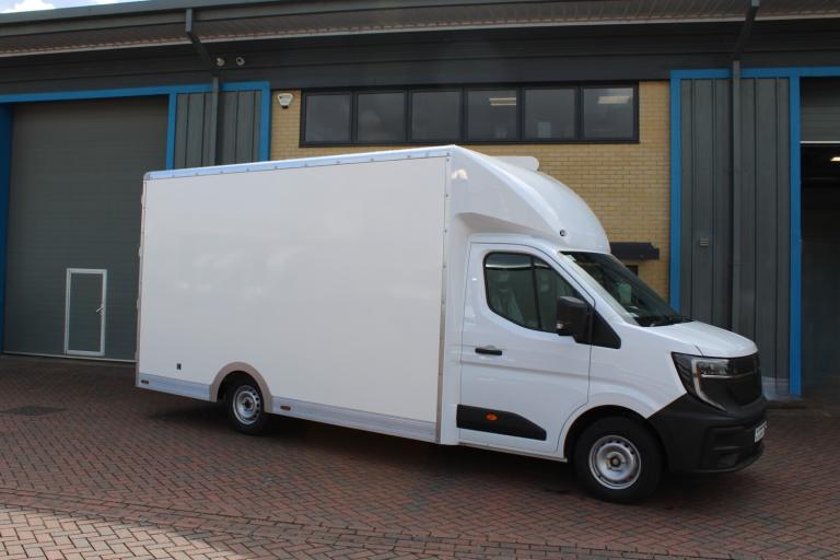 2026 Renault Master LL35dCi 150 Advance  4.1 Meter Luton Low Loader Luton  Diesel Manual