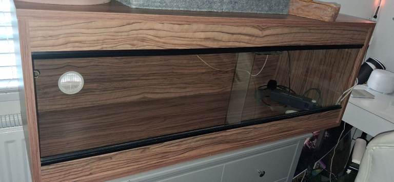 Reptile Enclosure