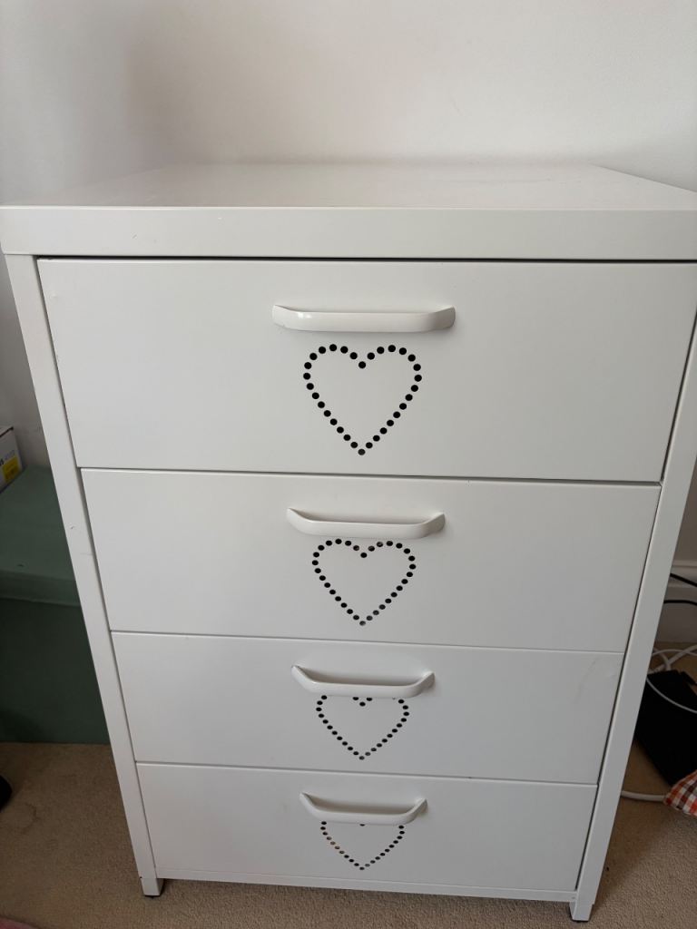 White metal chest of drawers 