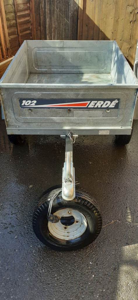 Erde 102 trailer