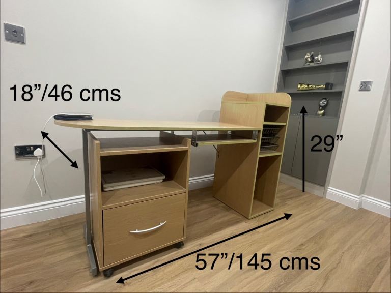 Computer desk top