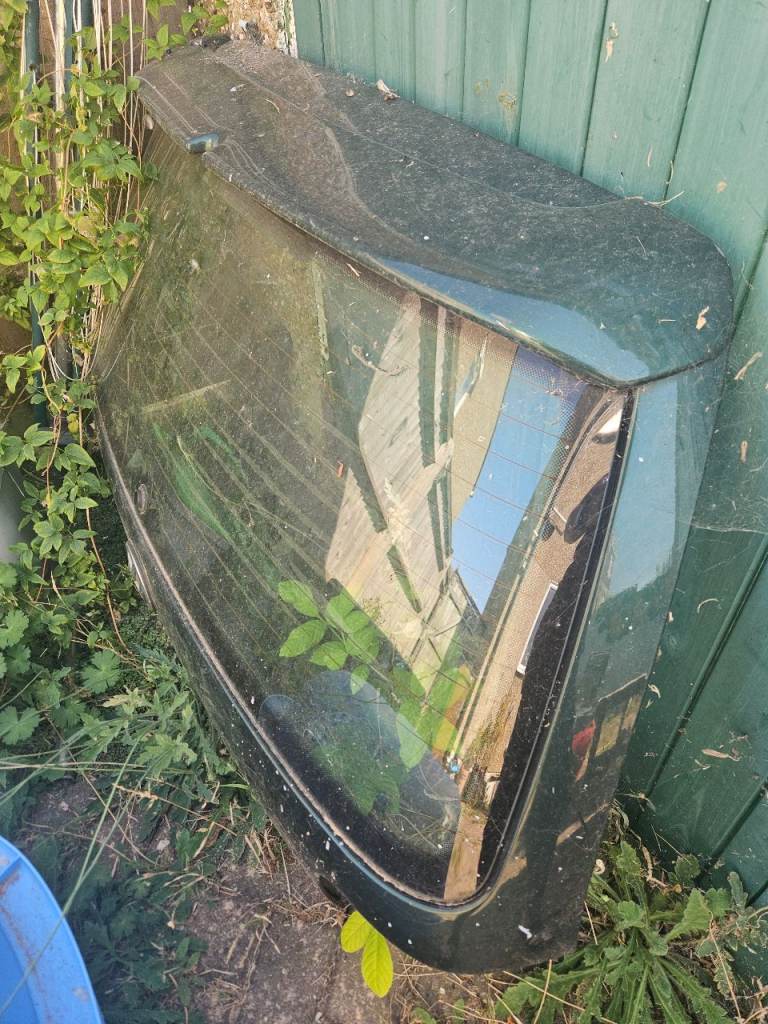 Golf mk iv tailgate with OEM gti spoiler