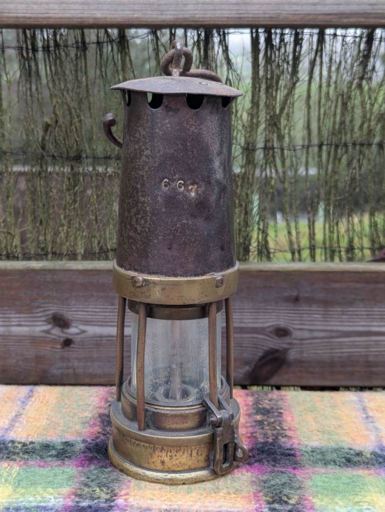 Macbeth miners lamp