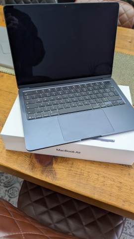 Apple MacBook Air with Apple M4 chip, 13 inch, , £875.00 for Sale