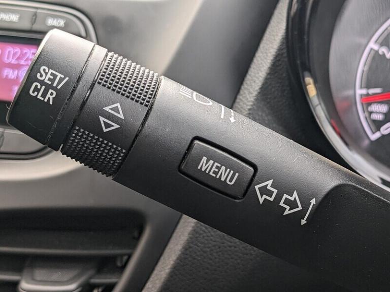 2017 Vauxhall Viva i SE Hatchback Petrol Manual