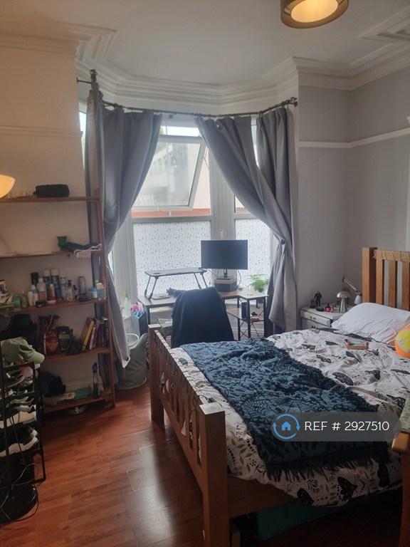 1 bedroom in Cemetery Road, Leeds, LS11 (#2927510)