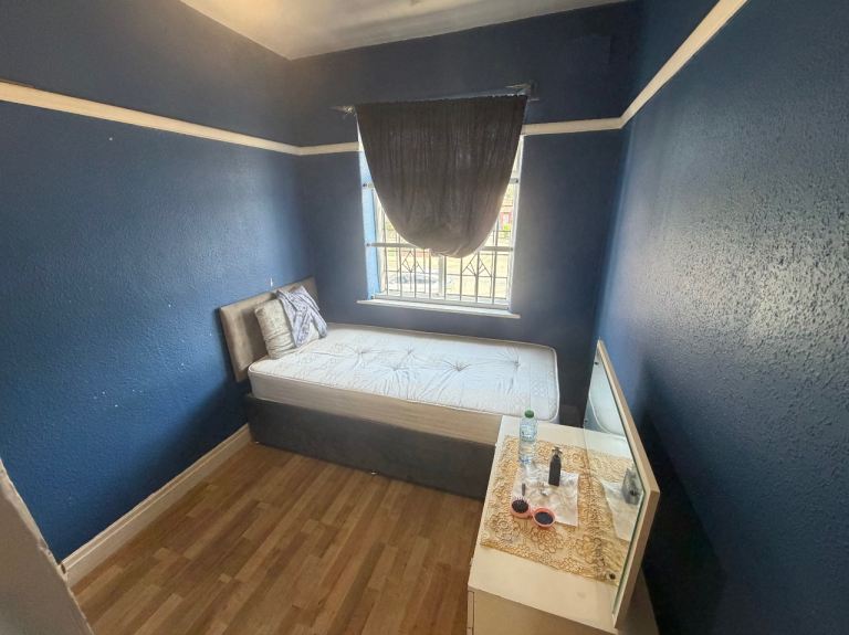 RoomTo rent