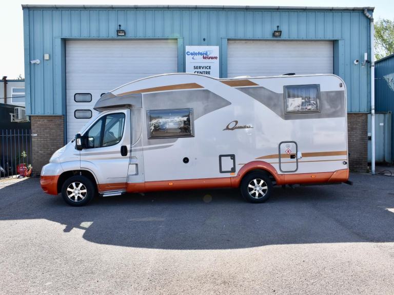 Burstner Quadro IT 674G Drop Down Bed DIESEL MANUAL 2008/08